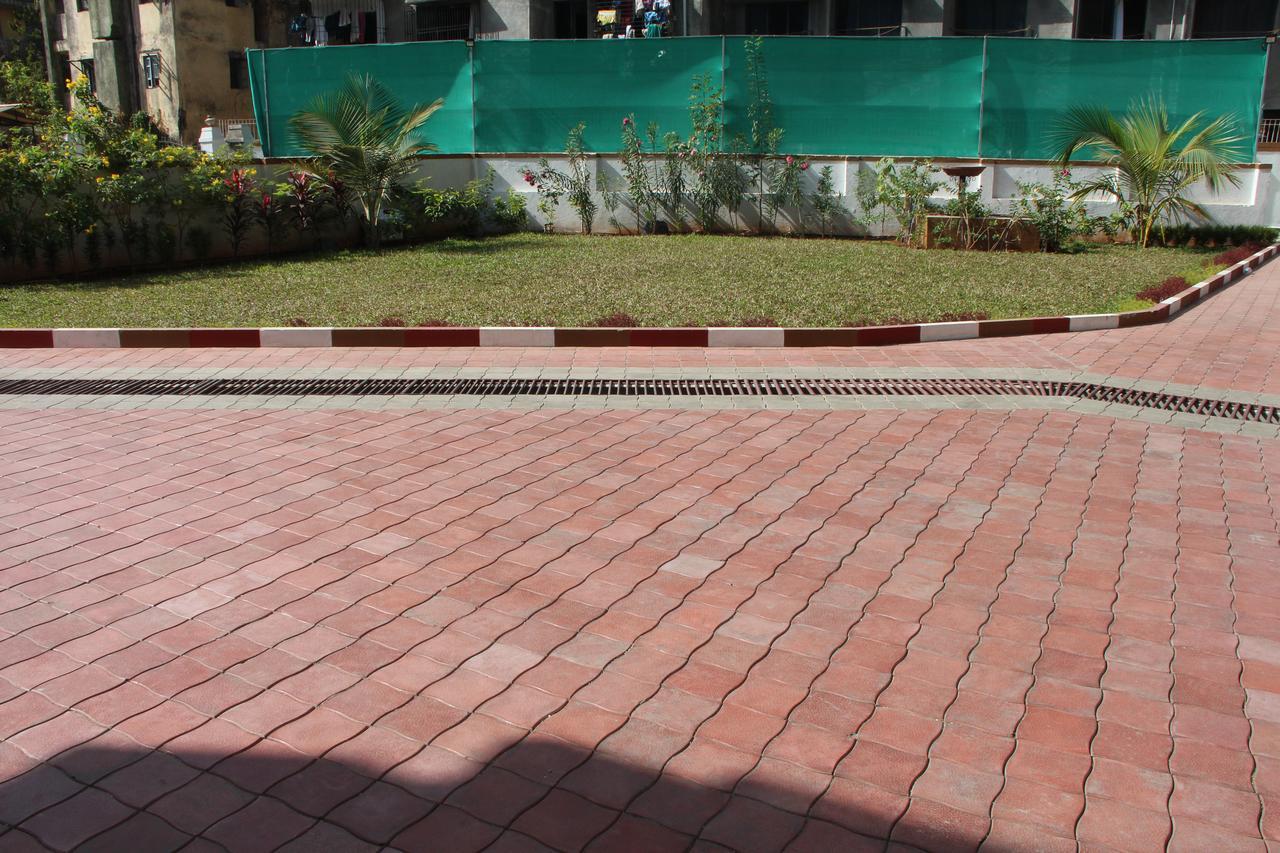 Hotel Hira Laxmi Residency Alībāg Exterior foto
